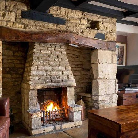 Court Hayes Villa Cheltenham Luaran gambar