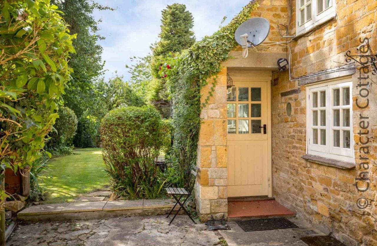 Court Hayes Villa Cheltenham Luaran gambar