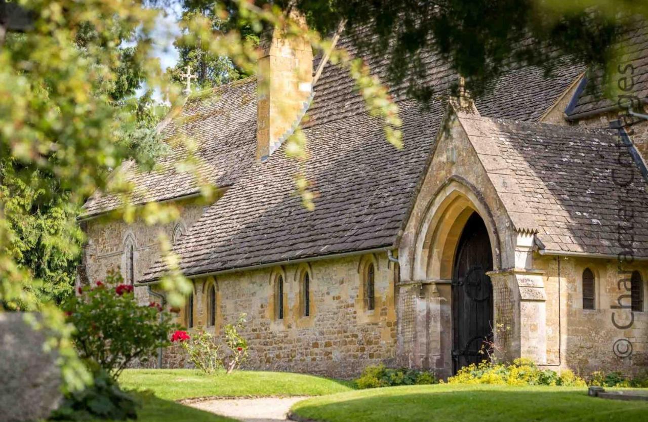 Court Hayes Villa Cheltenham Luaran gambar
