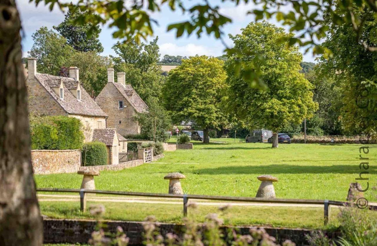 Court Hayes Villa Cheltenham Luaran gambar
